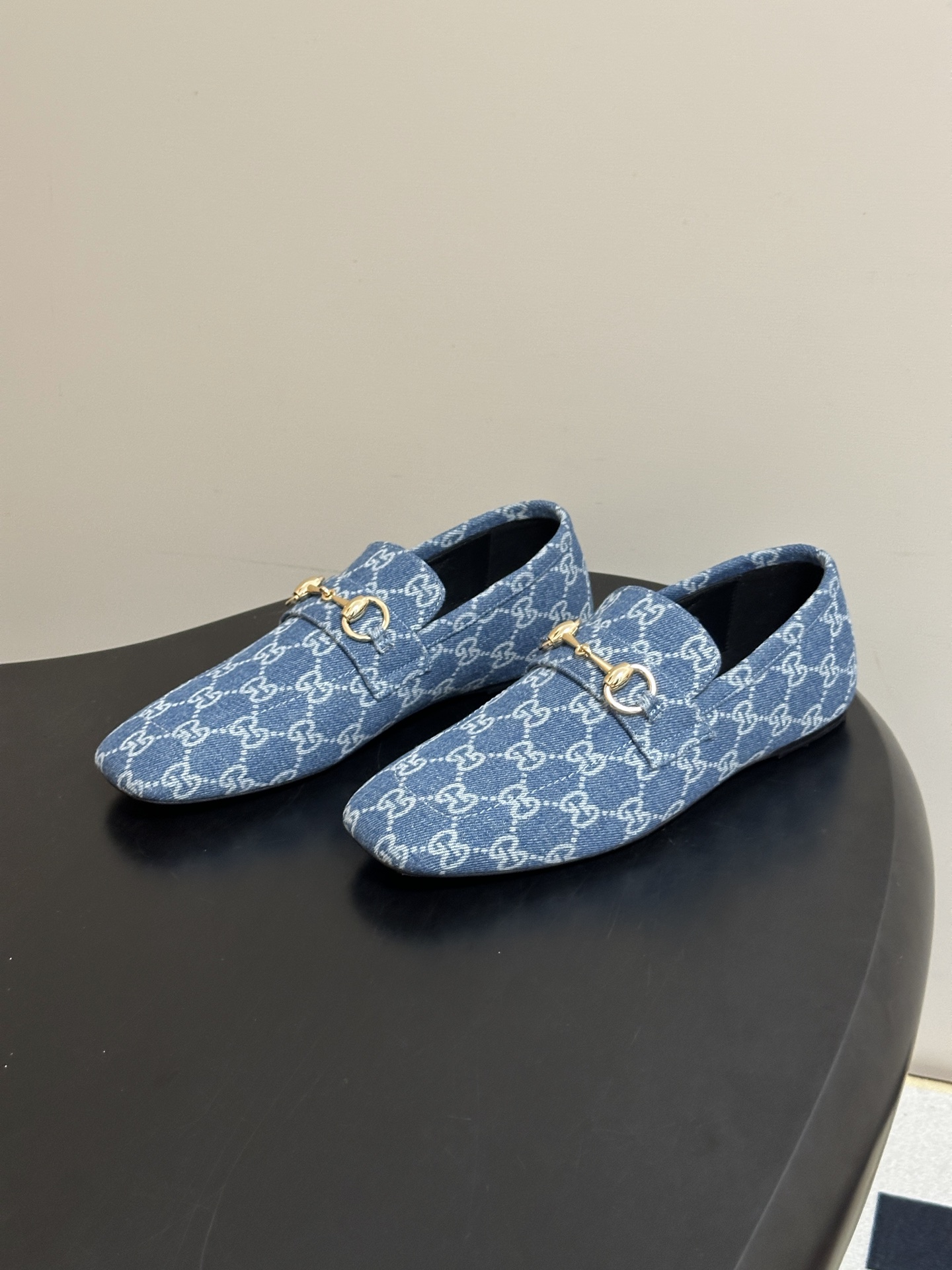 2026早秋新款 Gucci 古驰 经典马衔扣GG布面乐福鞋方头皮面/布面平底一脚蹬乐福鞋单鞋 Generation G
