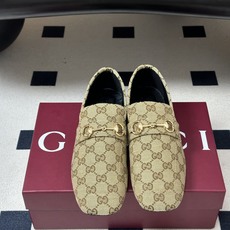 2026早秋新款 Gucci 古驰 经典马衔扣GG布面乐福鞋方头皮面/布面平底一脚蹬乐福鞋单鞋 Generation G 2026早秋新款 Gucci 古驰 经典马衔扣GG布面乐福鞋方头皮面/布面平底一脚蹬乐福鞋单鞋 Generation G
