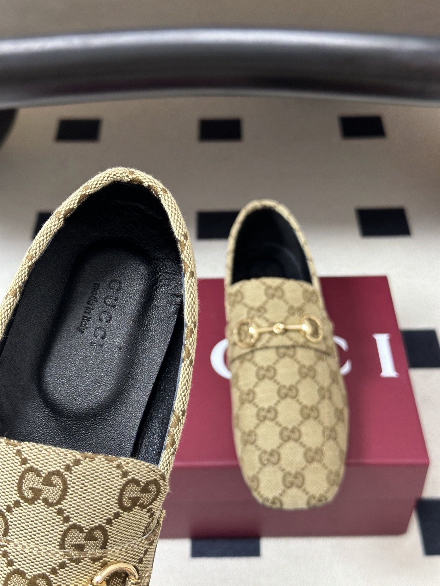 2026早秋新款 Gucci 古驰 经典马衔扣GG布面乐福鞋方头皮面/布面平底一脚蹬乐福鞋单鞋 Generation G 2026早秋新款 Gucci 古驰 经典马衔扣GG布面乐福鞋方头皮面/布面平底一脚蹬乐福鞋单鞋 Generation G