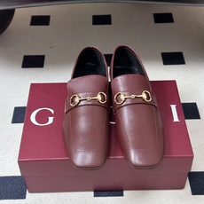 2026早秋新款 Gucci 古驰 经典马衔扣GG布面乐福鞋方头皮面/布面平底一脚蹬乐福鞋单鞋 Generation G 2026早秋新款 Gucci 古驰 经典马衔扣GG布面乐福鞋方头皮面/布面平底一脚蹬乐福鞋单鞋 Generation G