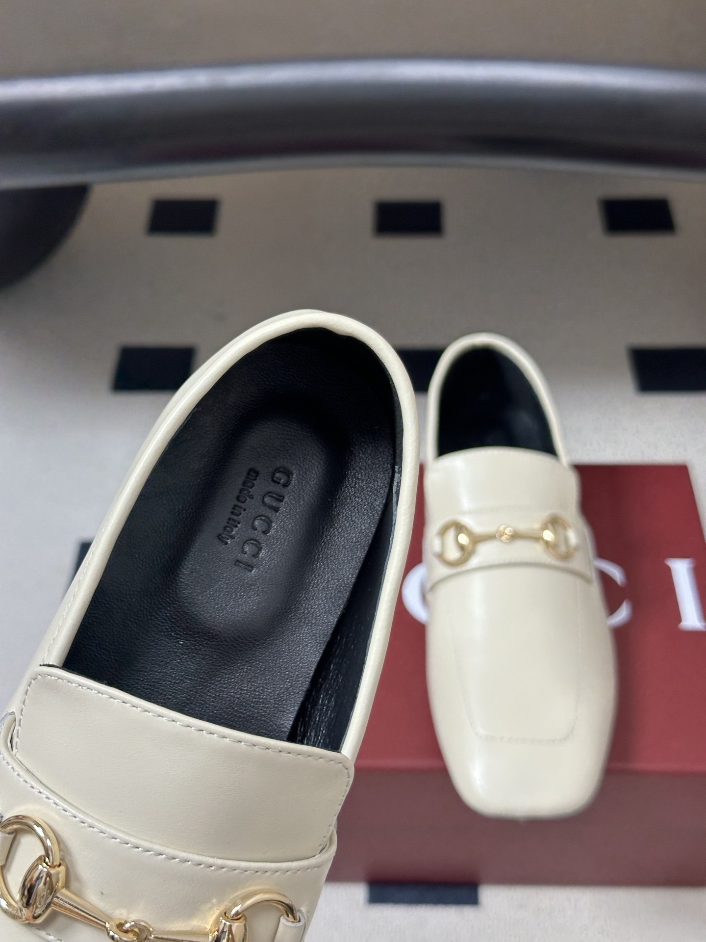 2026早秋新款 Gucci 古驰 经典马衔扣GG布面乐福鞋方头皮面/布面平底一脚蹬乐福鞋单鞋 Generation G