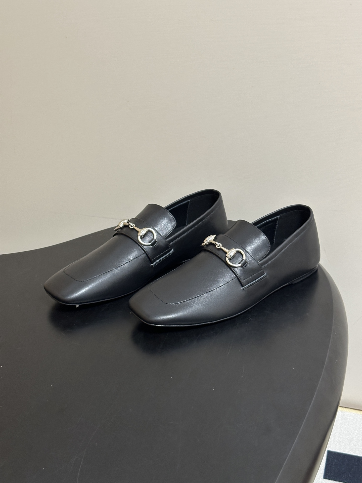 2026早秋新款 Gucci 古驰 经典马衔扣GG布面乐福鞋方头皮面/布面平底一脚蹬乐福鞋单鞋 Generation G