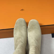 Hermes 爱马仕🐎 H家 2026 秋冬新款 Nueva 60长靴复古老钱长靴系列几何异形鞋跟侧拉链直筒高跟长靴 几 Hermes 爱马仕🐎 H家 2026 秋冬新款 Nueva 60长靴复古老钱长靴系列几何异形鞋跟侧拉链直筒高跟长靴 几
