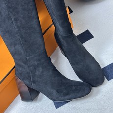Hermes 爱马仕🐎 H家 2026 秋冬新款 Nueva 60长靴复古老钱长靴系列几何异形鞋跟侧拉链直筒高跟长靴 几 Hermes 爱马仕🐎 H家 2026 秋冬新款 Nueva 60长靴复古老钱长靴系列几何异形鞋跟侧拉链直筒高跟长靴 几