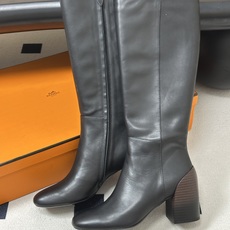 Hermes 爱马仕🐎 H家 2026 秋冬新款 Nueva 60长靴复古老钱长靴系列几何异形鞋跟侧拉链直筒高跟长靴 几 Hermes 爱马仕🐎 H家 2026 秋冬新款 Nueva 60长靴复古老钱长靴系列几何异形鞋跟侧拉链直筒高跟长靴 几