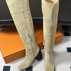 Hermes 爱马仕🐎 H家 2026 秋冬新款 Nalla 60 过膝长靴复古老钱长靴系列几何异形鞋跟侧拉链直筒高跟长 Hermes 爱马仕🐎 H家 2026 秋冬新款 Nalla 60 过膝长靴复古老钱长靴系列几何异形鞋跟侧拉链直筒高跟长