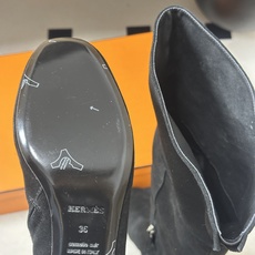 Hermes 爱马仕🐎 H家 2026 秋冬新款 Nalla 60 过膝长靴复古老钱长靴系列几何异形鞋跟侧拉链直筒高跟长 Hermes 爱马仕🐎 H家 2026 秋冬新款 Nalla 60 过膝长靴复古老钱长靴系列几何异形鞋跟侧拉链直筒高跟长