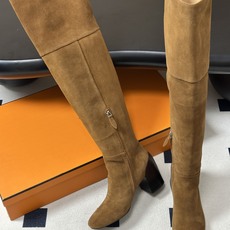 Hermes 爱马仕🐎 H家 2026 秋冬新款 Nalla 60 过膝长靴复古老钱长靴系列几何异形鞋跟侧拉链直筒高跟长 Hermes 爱马仕🐎 H家 2026 秋冬新款 Nalla 60 过膝长靴复古老钱长靴系列几何异形鞋跟侧拉链直筒高跟长