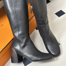Hermes 爱马仕🐎 H家 2026 秋冬新款 Nalla 60 过膝长靴复古老钱长靴系列几何异形鞋跟侧拉链直筒高跟长 Hermes 爱马仕🐎 H家 2026 秋冬新款 Nalla 60 过膝长靴复古老钱长靴系列几何异形鞋跟侧拉链直筒高跟长
