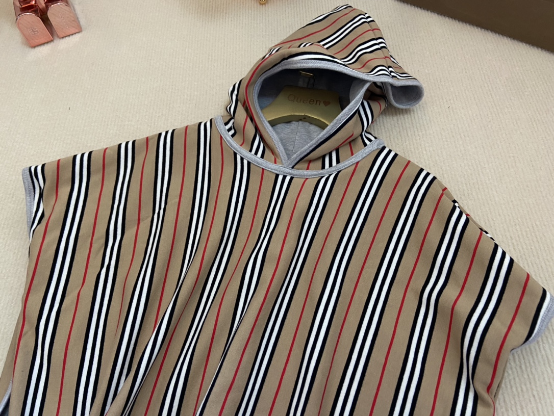 博柏利 Burberry 高级成衣风衣外套及大衣服饰 #CD54F44D 5