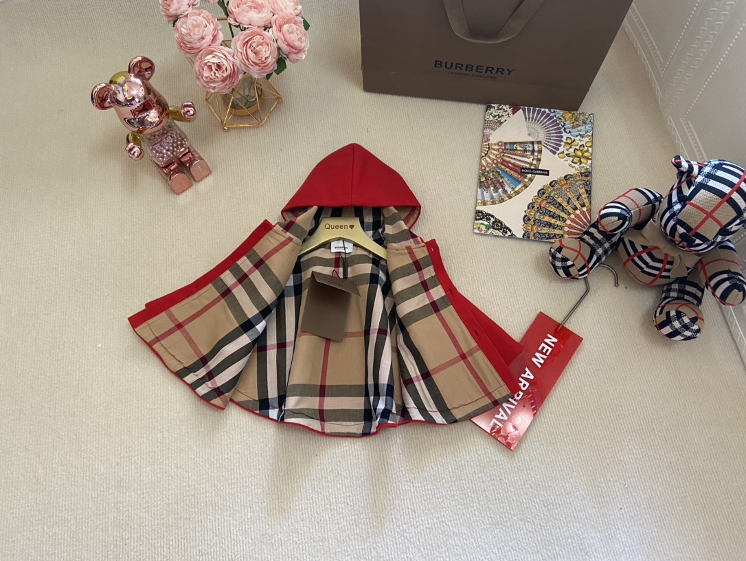 博柏利 Burberry 高级成衣风衣外套及大衣服饰 #DD639FAC 6