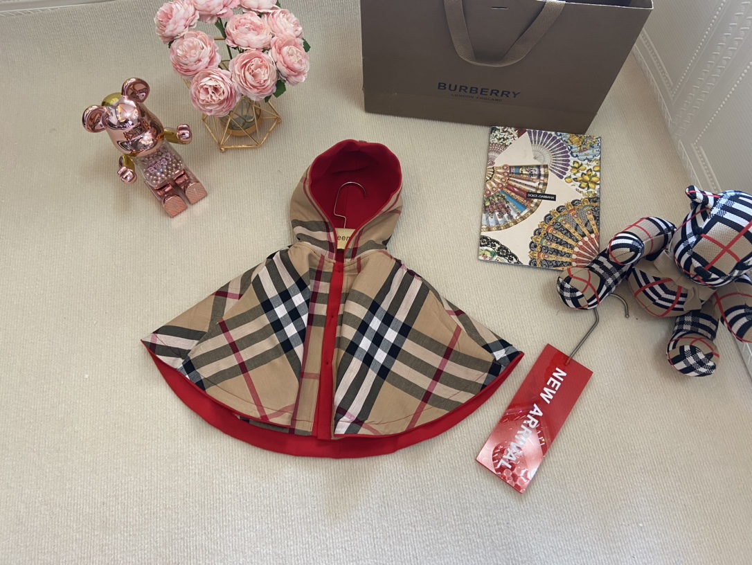 博柏利 Burberry 高级成衣风衣外套及大衣服饰 #DD639FAC 8