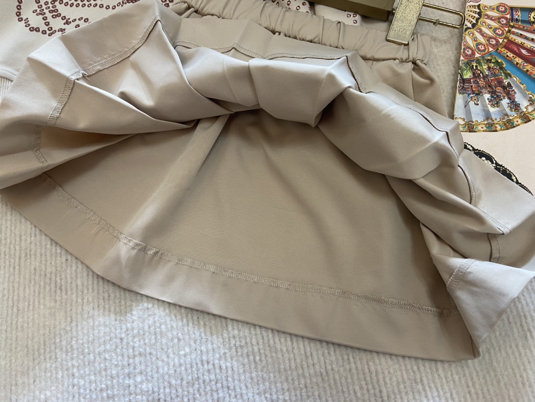 Burberry Haute Couture Haute Couture Ready-to-Wear Clothing Dress Jacket 8