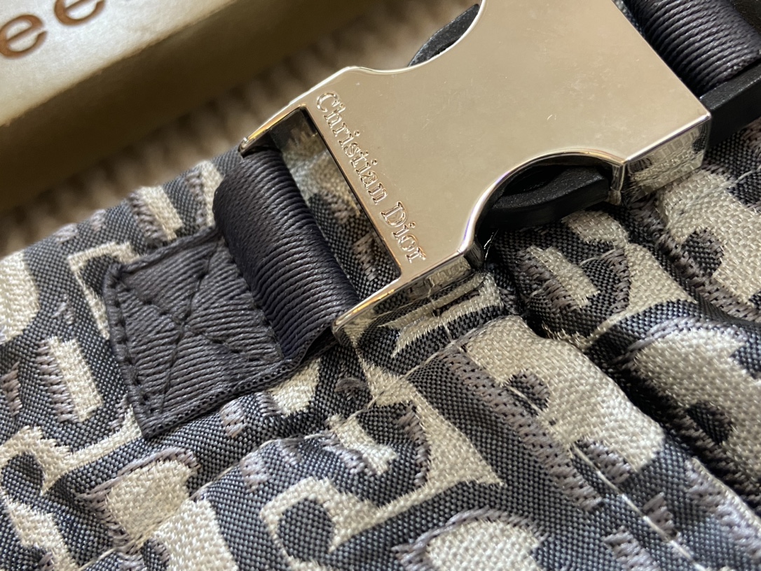 迪奥 Dior 高定典藏名品高定成衣时装外套连衣裙衬衫T恤 #5F210EB7 6