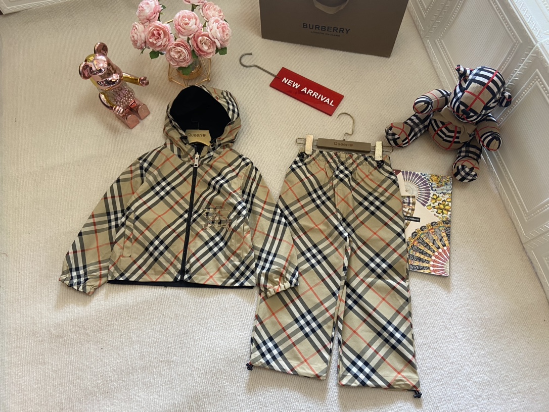 Burberry Haute Couture Haute Couture Ready-to-Wear Clothing Dress Jacket