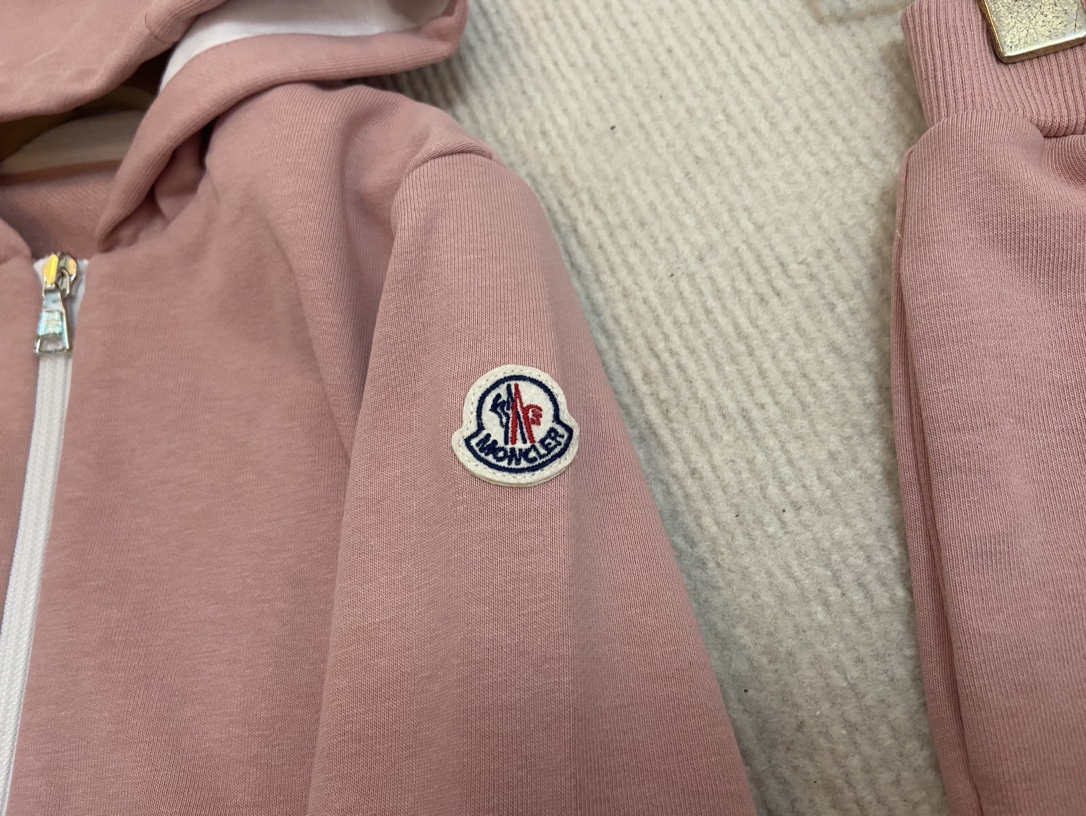 盟可睐 Moncler 高定典藏名品高定成衣时装外套连衣裙衬衫T恤 #BD13A022 4