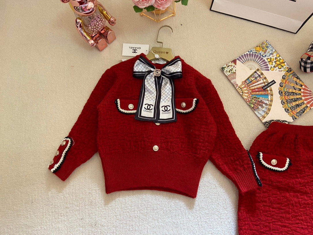 Chanel’s Fall/Winter Fragrance Knitwear Collection: Cozy Comfort in Cotton Needlecraft - 图片 2