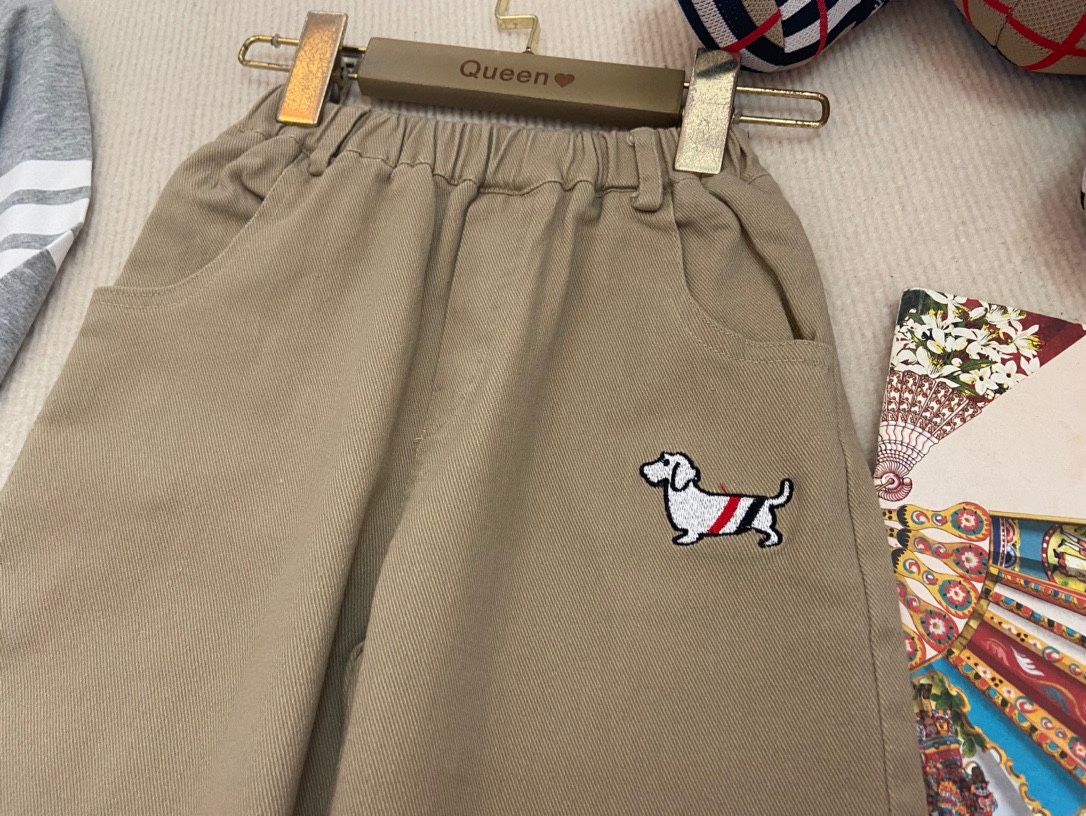 TB2⃣️件套套装 【小狗T➕休闲裤👖 】TB休闲裤👖 小狗刺绣🪡图标 3色色织织带 T恤甄选优越纯棉面料 高支高密精梳棉 手感柔软舒适 亲肤 6