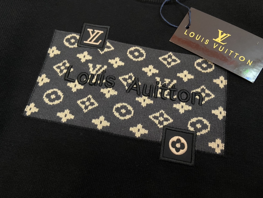 Louis Vuitton Haute Couture Haute Couture Ready-to-Wear Clothing Dress 3