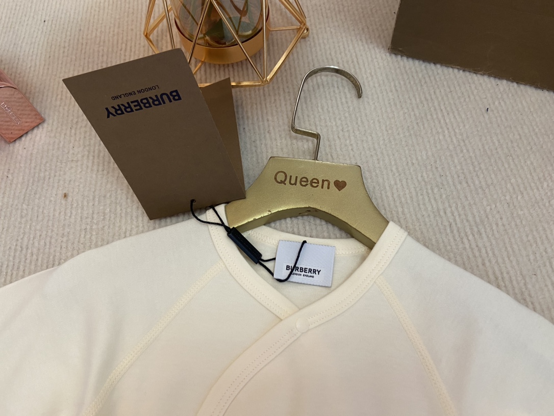 Louis Vuitton Haute Couture Haute Couture Ready-to-Wear Clothing Dress 3