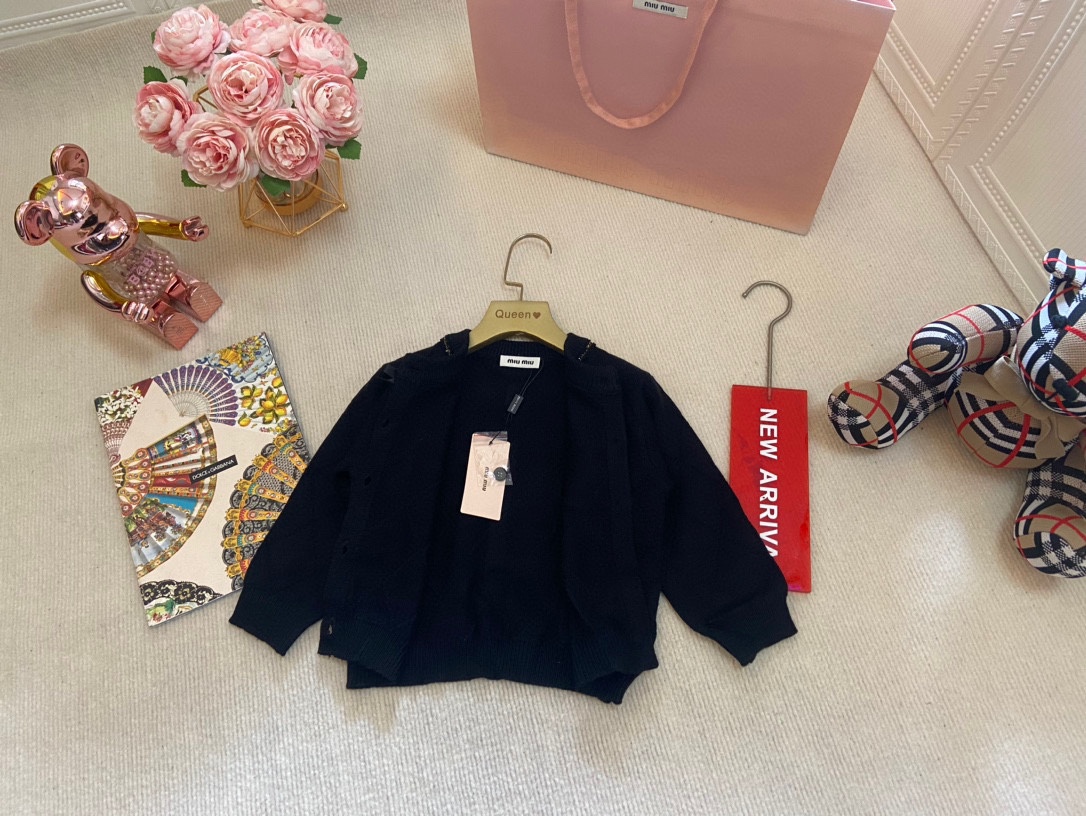 High-Quality Baby Sweater Suit with Nail Bead Design for Full-Month Gift - 图片 6