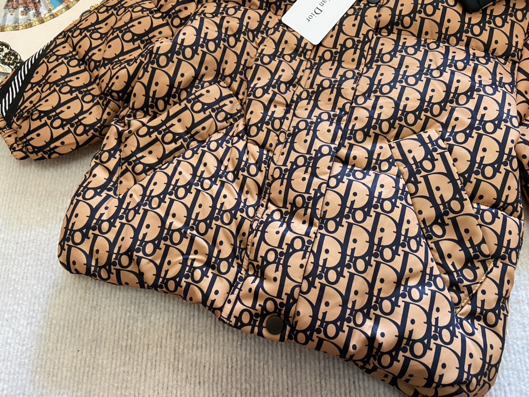 路易威登 Louis Vuitton 高定典藏名品高定成衣时装外套连衣裙衬衫T恤 #762E58C9 3
