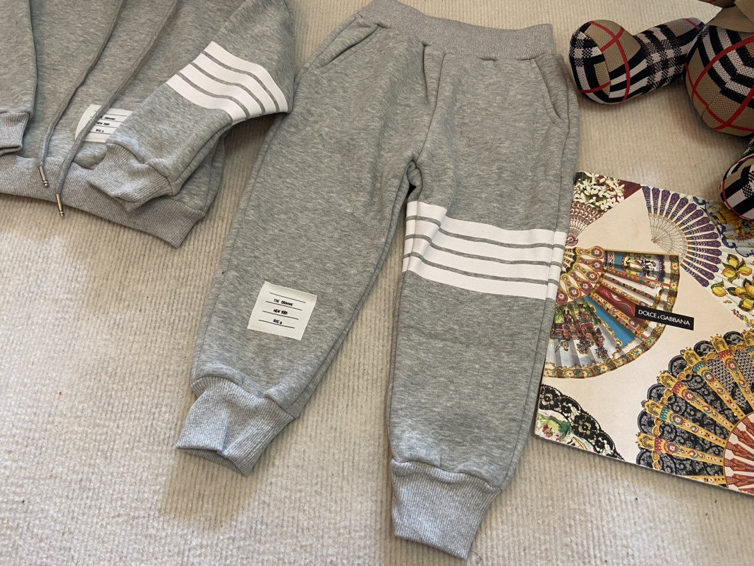 2024ss Classic College Design in Unisex Sizes: 90-140cm and 150-160cm. - 图片 4
