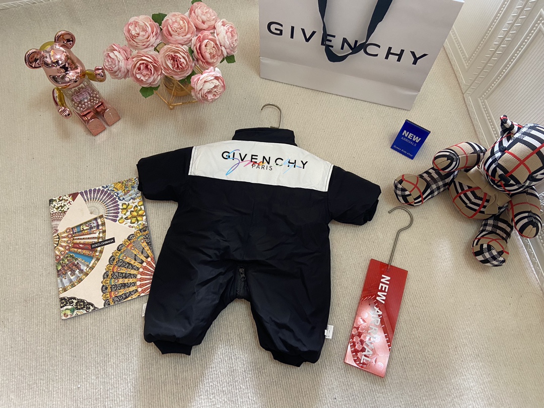 纪梵希 Givenchy 高定典藏名品高定成衣时装外套连衣裙衬衫T恤 #D50BA65E 9