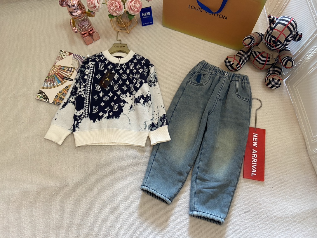 2024SS High-end Knitting Kit for Girls and Boys: Sweaters, Jeans in Various Sizes - 图片 1