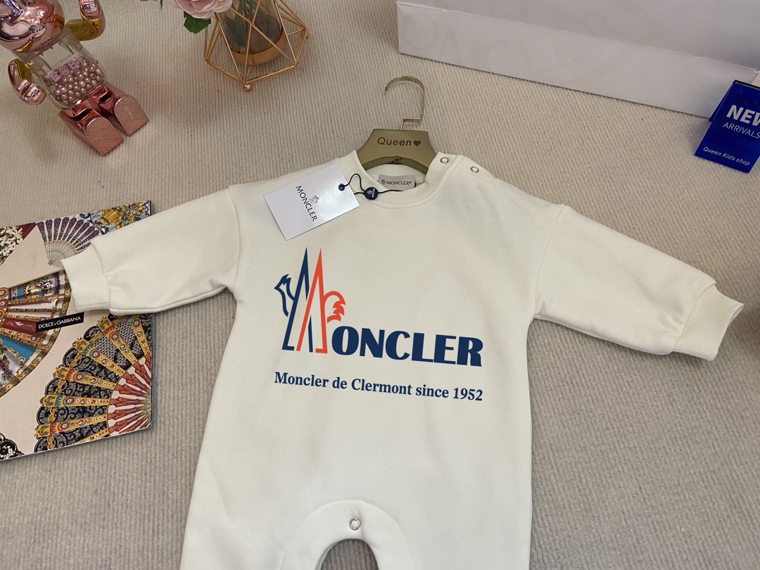 盟可睐 Moncler 高定典藏名品高定成衣时装外套连衣裙衬衫T恤 #289AB785 2