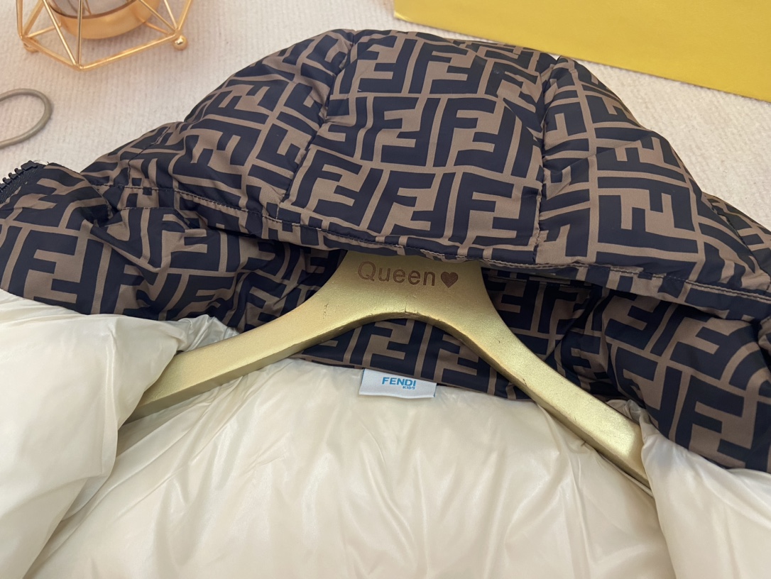 路易威登 Louis Vuitton 高定典藏名品高定成衣时装外套连衣裙衬衫T恤 #AB87DDEE 6