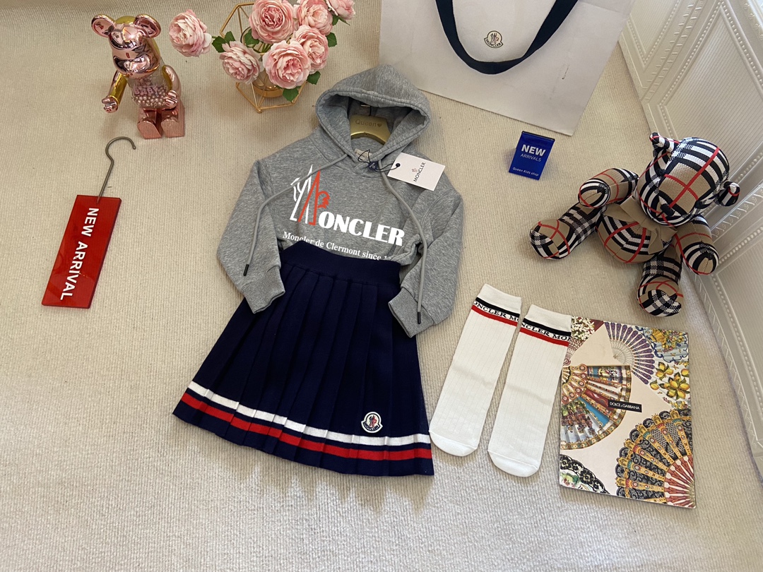 盟可睐 Moncler 高定典藏名品高定成衣时装外套连衣裙衬衫T恤 #7D63F8DF 2