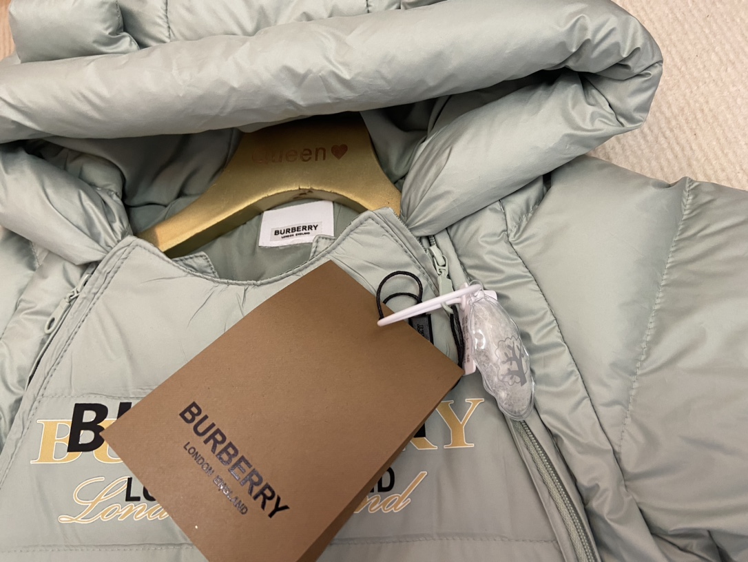 博柏利 Burberry 高定典藏名品高定成衣时装外套连衣裙衬衫T恤 #71793085 4
