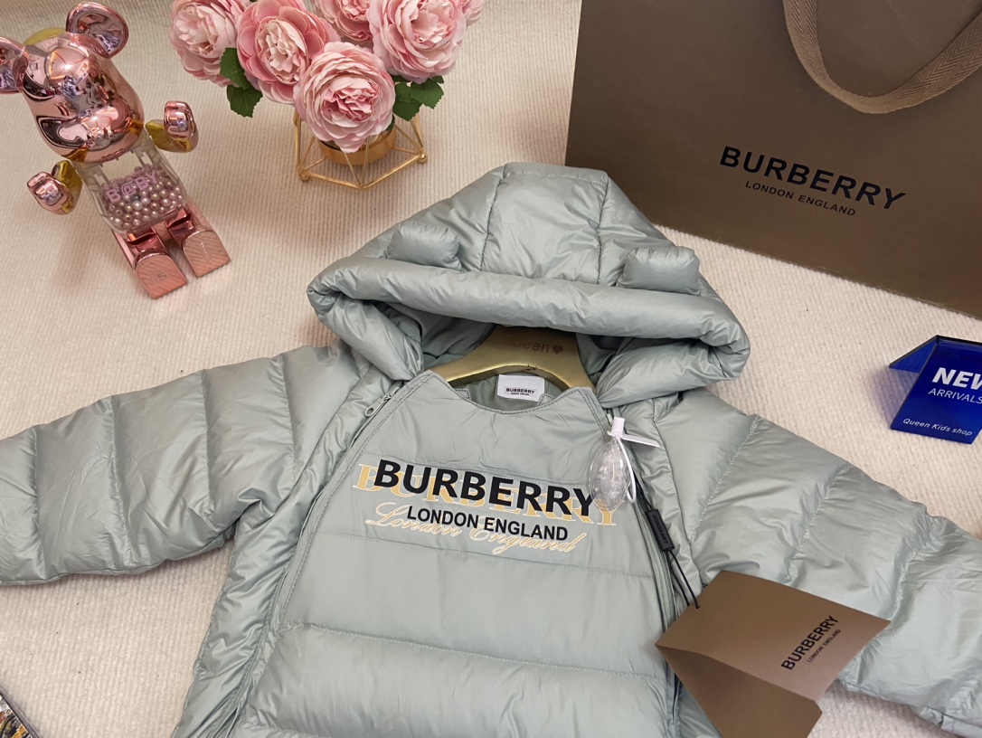 博柏利 Burberry 高定典藏名品高定成衣时装外套连衣裙衬衫T恤 #71793085 2
