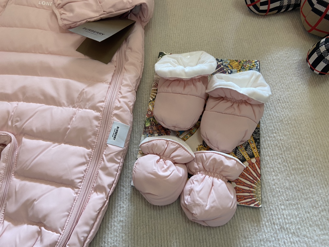 博柏利 Burberry 高定典藏名品高定成衣时装外套连衣裙衬衫T恤 #60CE2EAF 8