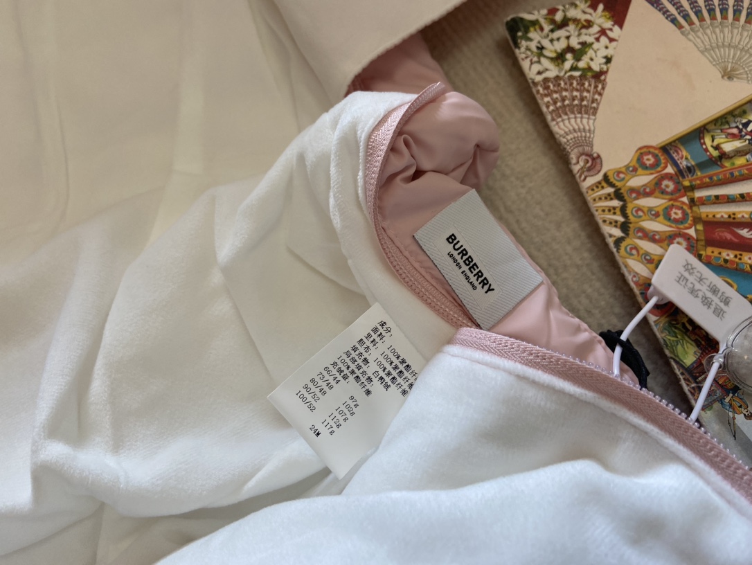 博柏利 Burberry 高定典藏名品高定成衣时装外套连衣裙衬衫T恤 #60CE2EAF 7