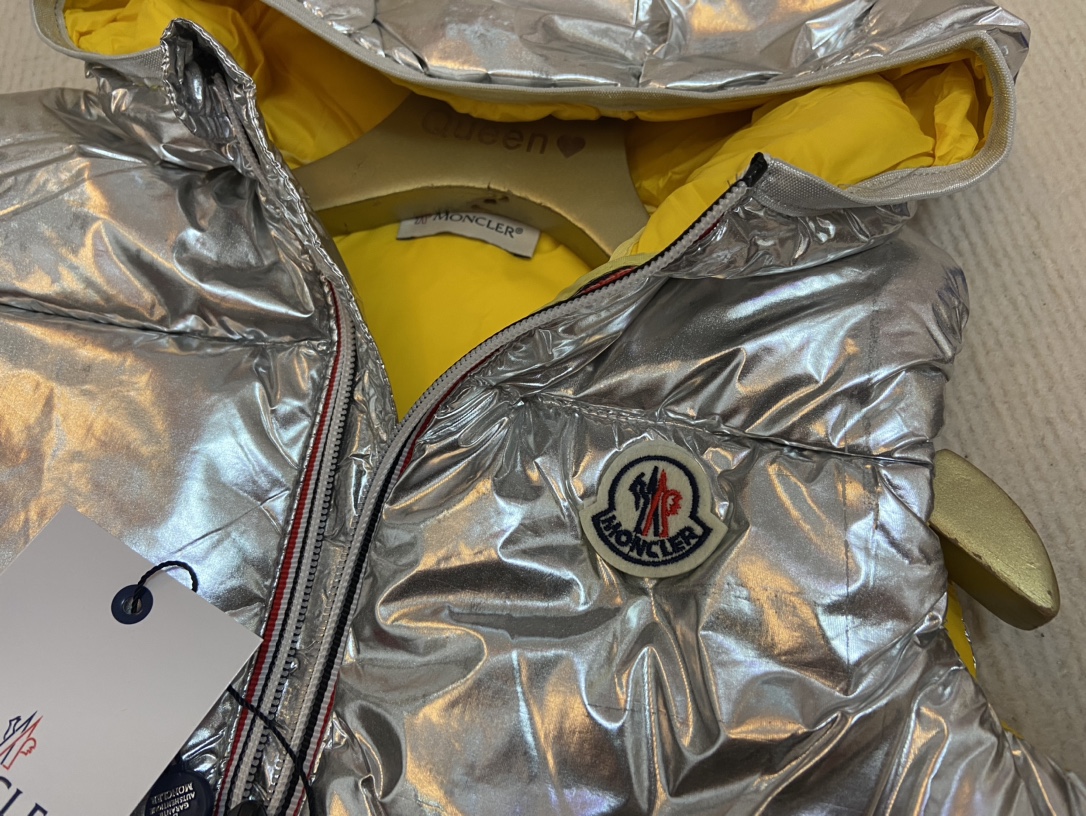 盟可睐 Moncler 高级成衣风衣外套及大衣服饰 #896A70EB 4
