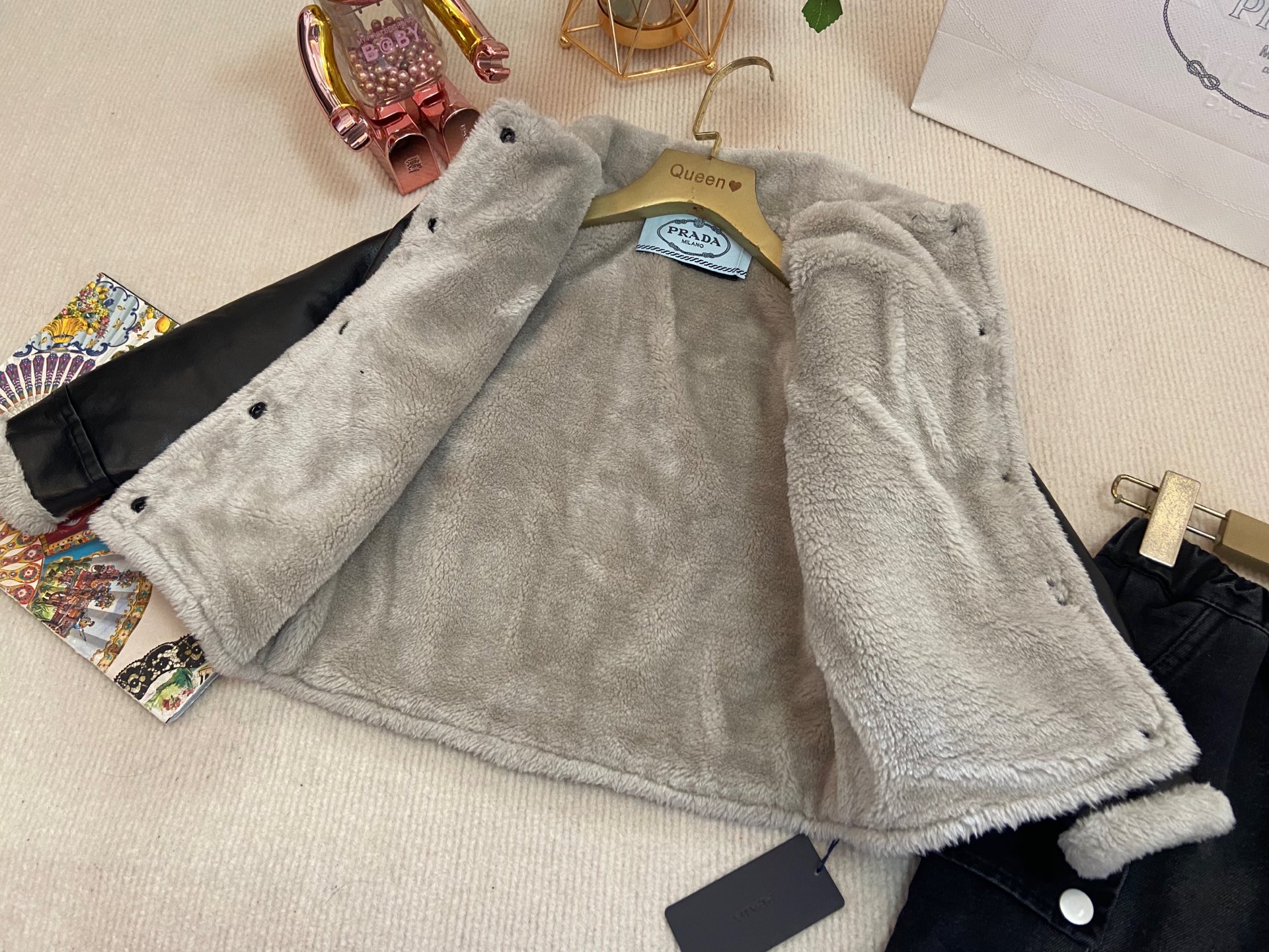Velvet Leather Suit with Broad-legged Pants for Kids, High Quality, Various Sizes. - 图片 7
