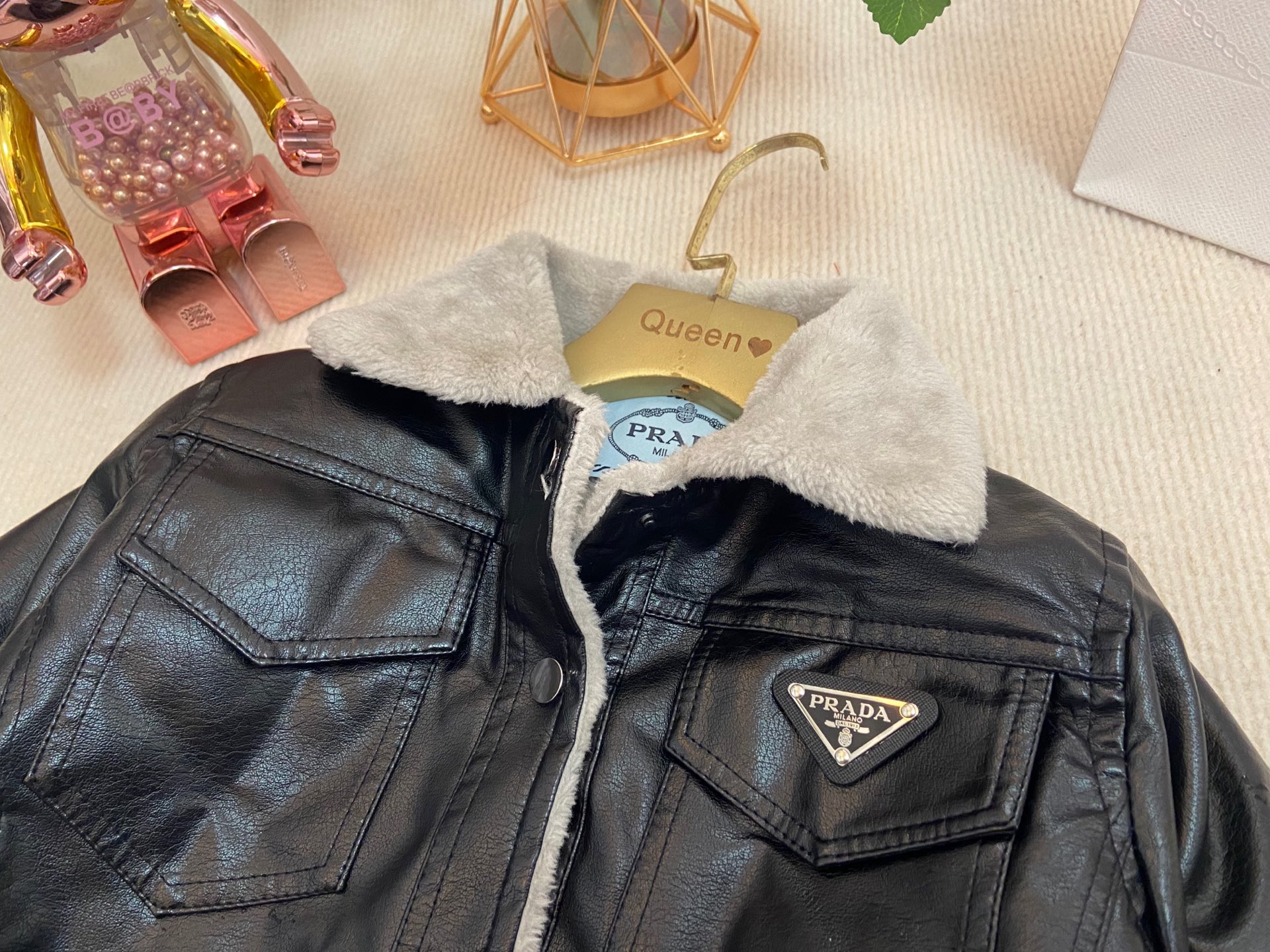 Velvet Leather Suit with Broad-legged Pants for Kids, High Quality, Various Sizes. - 图片 3