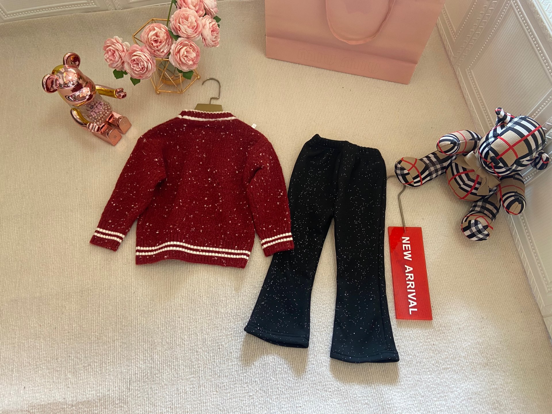 Miu Miu Pre-Sale: 311 Collection and 2024SS High-End Girls’ Knitwear Suit Offer. - 图片 9