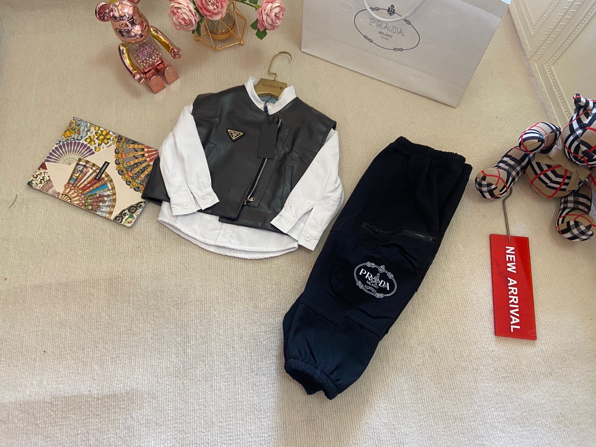 Imported Comfortable Shirts: Suit, Vests, Velvet, Puma Jackets in Various Sizes - 图片 2