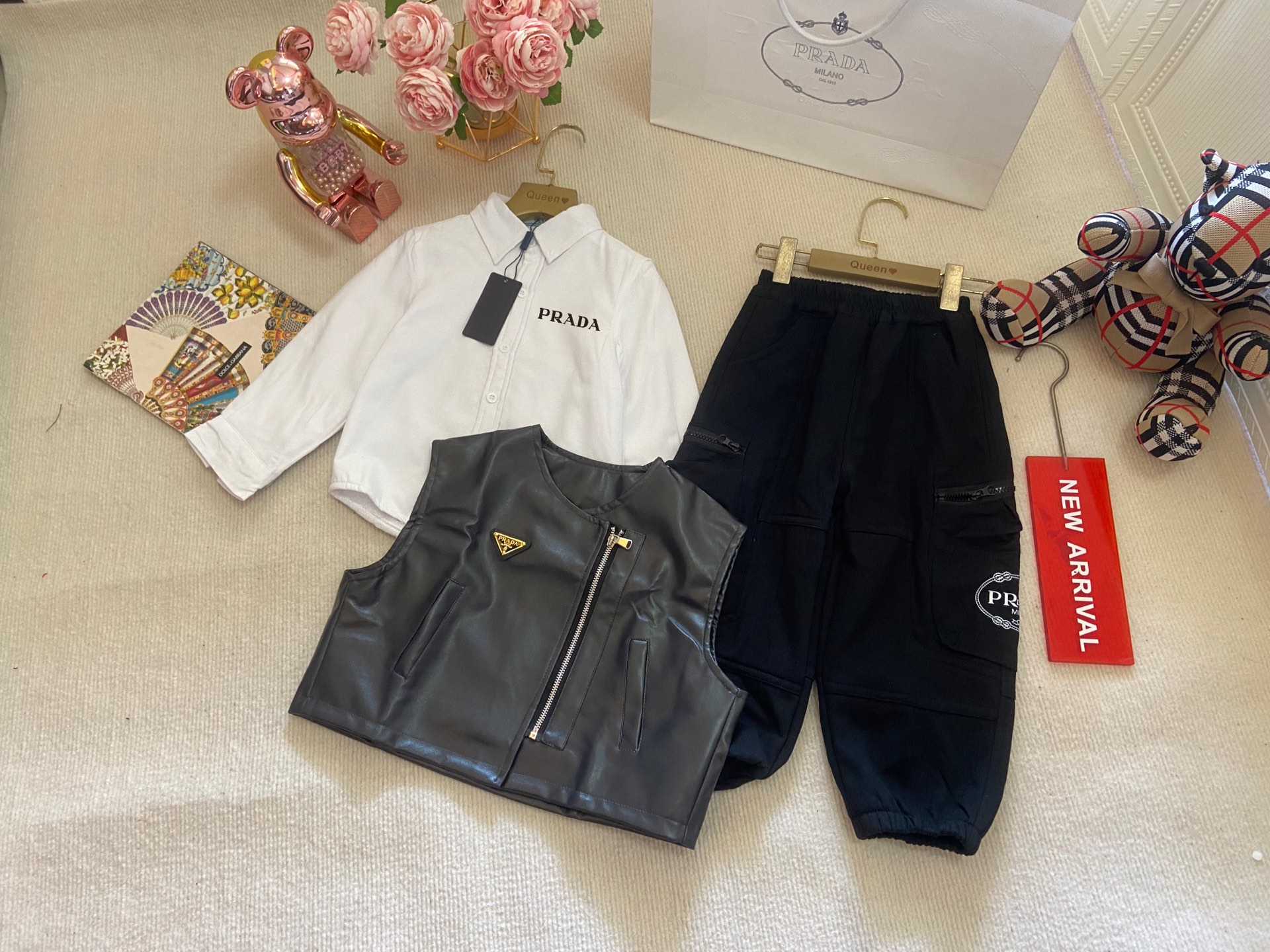 Imported Comfortable Shirts: Suit, Vests, Velvet, Puma Jackets in Various Sizes - 图片 1