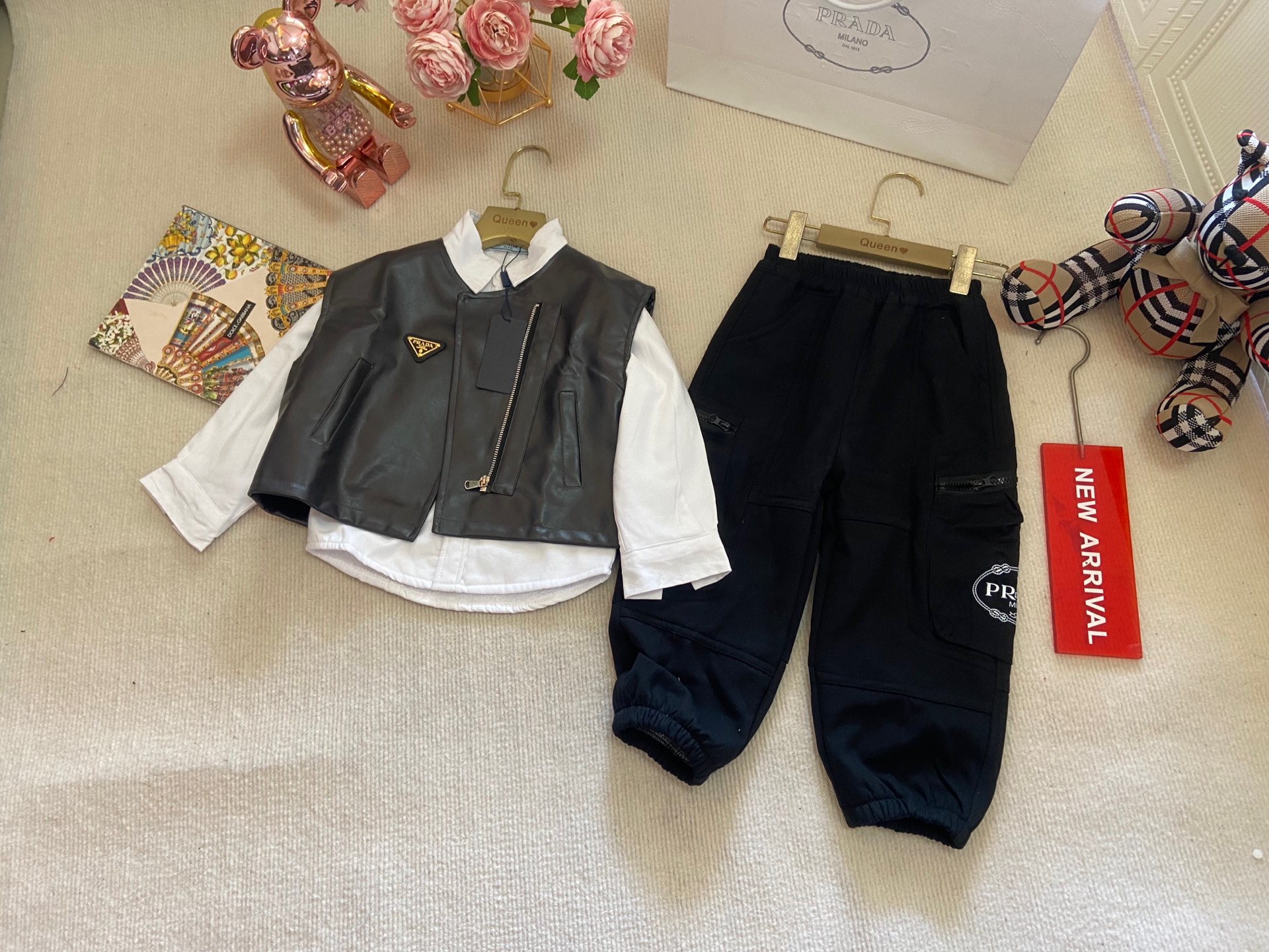 Imported Comfortable Shirts: Suit, Vests, Velvet, Puma Jackets in Various Sizes - 图片 3