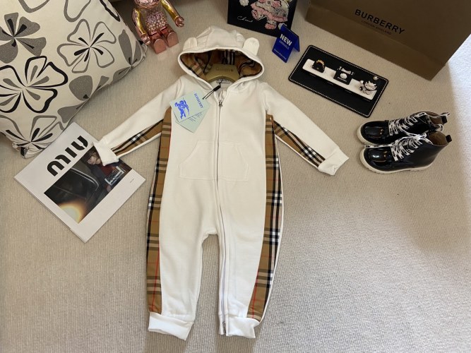 Burberry Baby's White Cotton Blend Jumpsuit with Signature Check Trim 1 Burberry Baby's White Cotton Blend Jumpsuit with Signature Check Trim