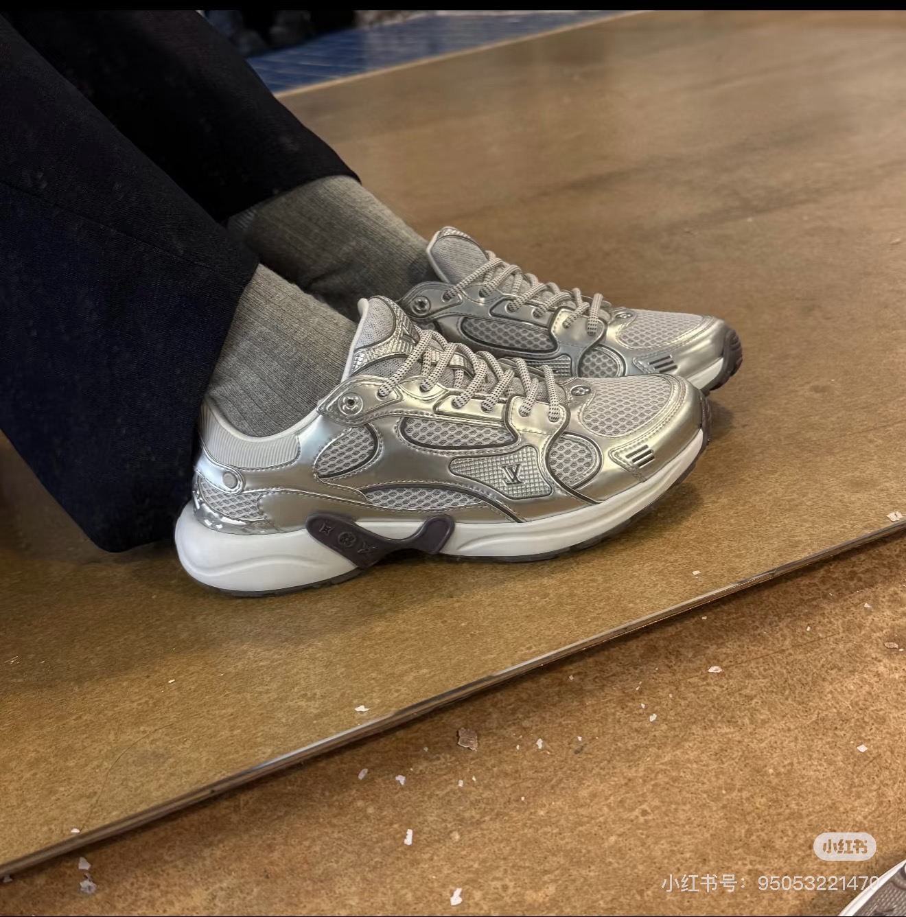 NO:646173,,casual shoes/sports shoes,sneakers19860909,休闲鞋/运动鞋,sneakers,Women's Shoes