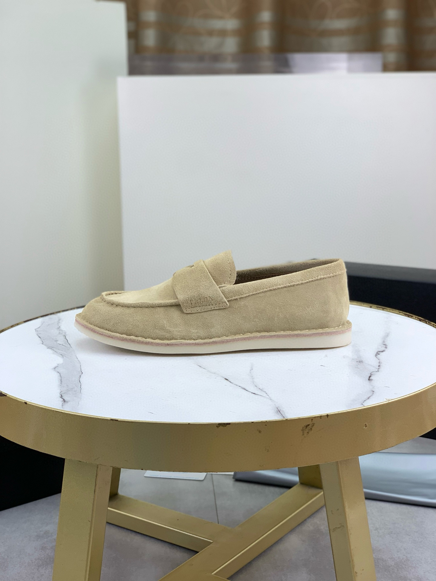 NO:349031,Original single quality, top version PRADA - Prada. Casual shoes, top cow goods. 1:1 shipment is luxurious and noble, all of which are imported original top layer delicate reverse cow leather, just to create a more comfortable wearing experience, the upper is comfortable and anti-fur leather, the upper is comfortable and imported water dyed all cow leather, the original high-end lightweight and comfortable TPU combination bottom number 39-44 (38 45 can be customized), prada, cowhide19860909原单品质,顶级版本 ＰＲＡＤＡ——普拉达.休闲鞋,顶级牛货.1:1出货奢华尊贵、全部采用进口原版头层细腻反毛牛皮,只为打造更为舒适的穿着体验,鞋面原版舒适反毛牛皮顶级进口水染全牛里,原版高端轻便舒适TPU组合底码数39-44（38 45 可以定做）,,prada,cowhide,Men's shoes