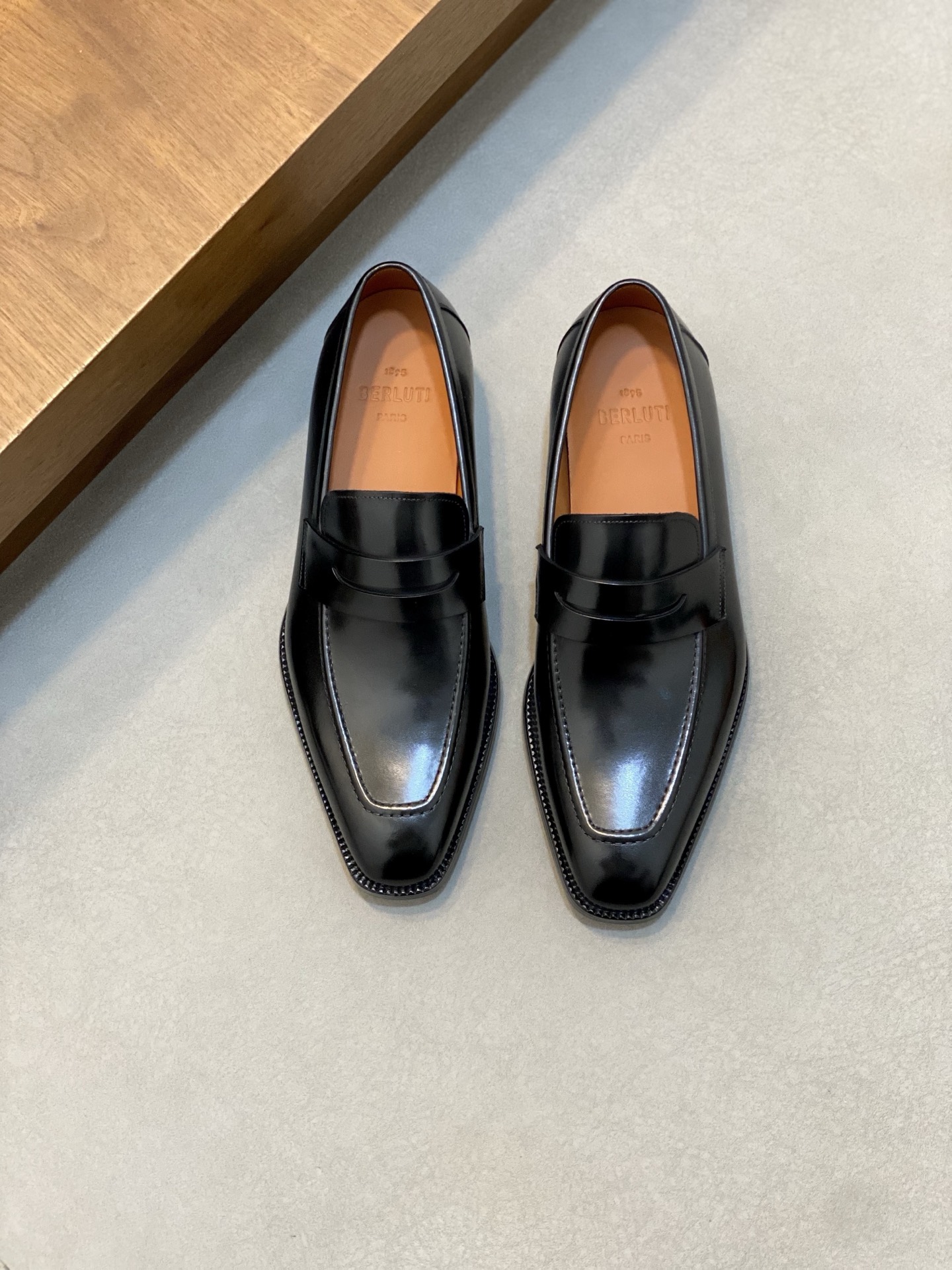 _dnR9s8W986XlsLmvOf6R8fXRBoKcEo3YmJ3QJdA