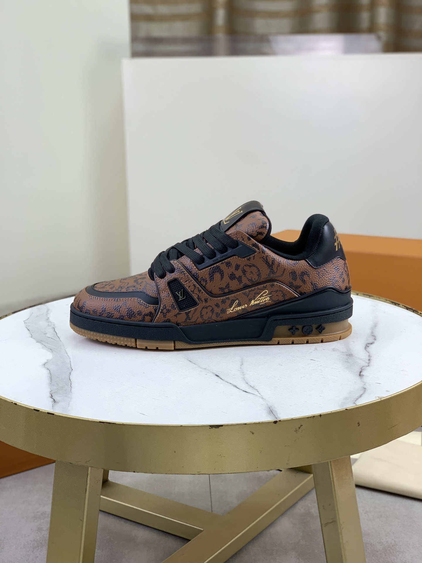NO:778573,Top version [LOUIS VUITTON] craft model counter series (original order) new burst pattern LV Louis Vuitton - top version LV classic high-top trendy shoes!  Made of imported original craft calfskin, original breathable lining, and original wear-resistant, lightweight, high-end TPU outsole!  High quality products!  3 colors available, sizes 38-45, louis vuitton, louis vuitton, louis vuitton, cowhide19860909顶级版本【LOUIS VUITTON）工艺款 专柜系列（原单）新款爆裂纹LV路易威登 ——顶级版本 LV经典高帮潮鞋！选用进口原版工艺小牛皮 原版透气内里.原版耐磨轻便高端TPU大底！高品质精品！3款颜色可选,码数38-45,,louis vuitton,louis vuitton,louis vuitton,cowhide,Men's shoes
