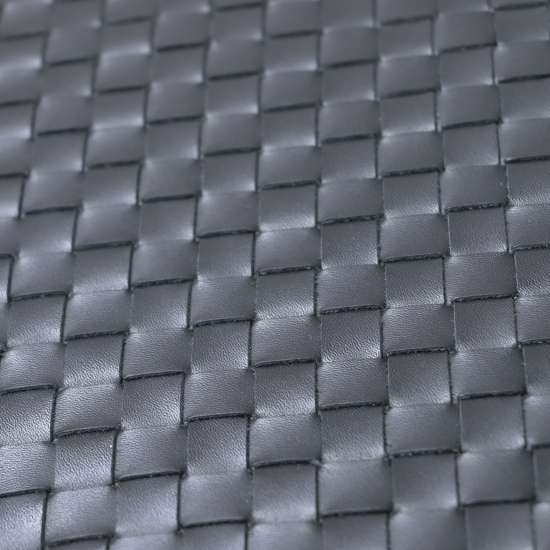 Bottega Veneta-Inspired Woven Leather Clutch Bag, Stylish Handbag for Men 5 i1722447467 2182 5