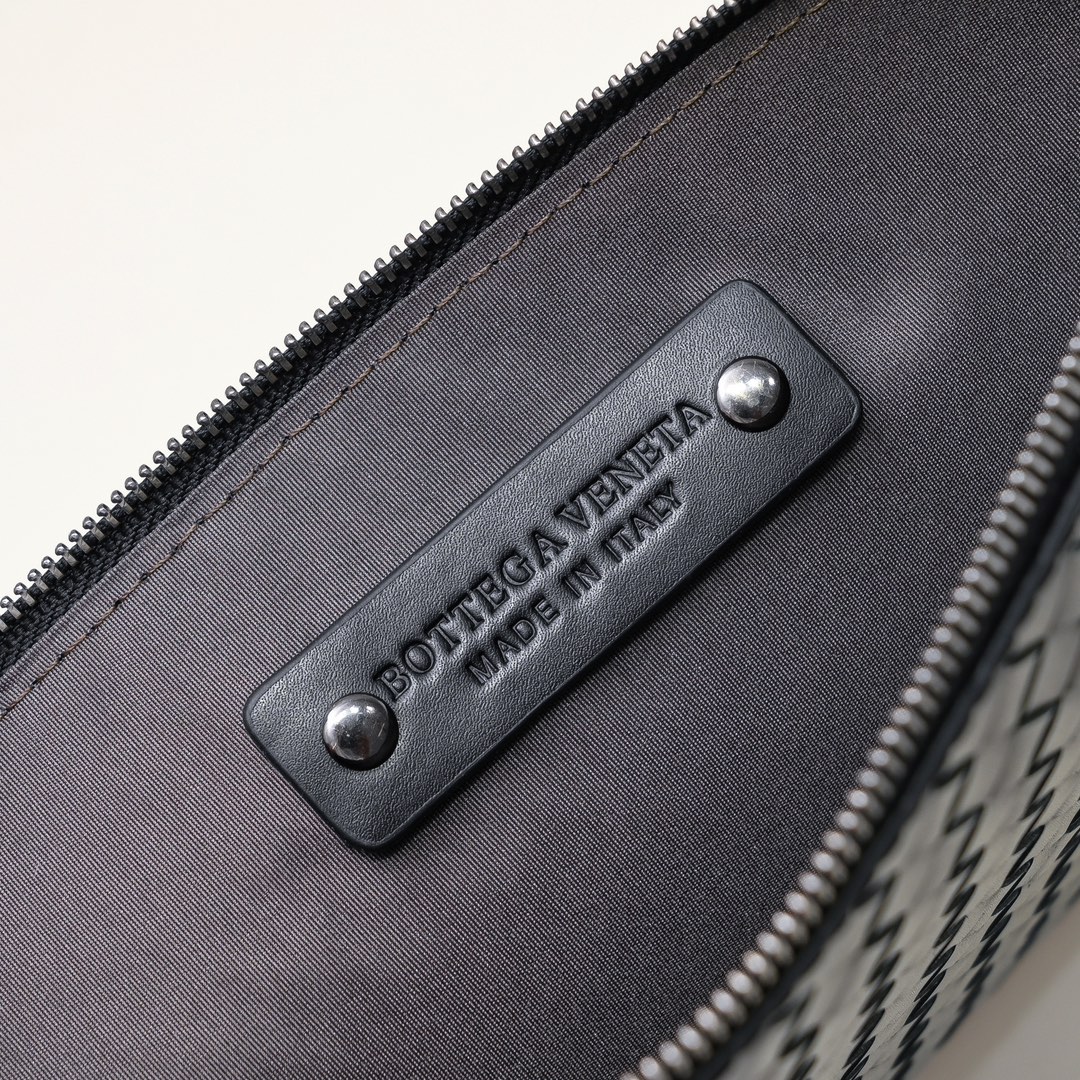 Bottega Veneta-Inspired Woven Leather Clutch Bag, Stylish Handbag for Men 9 i1722447467 794 8